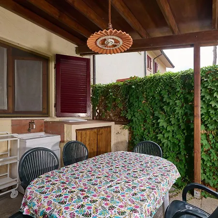 Nice Holiday Home Appartamento *